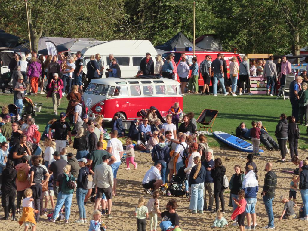 Wesel (16) Wesel (16)